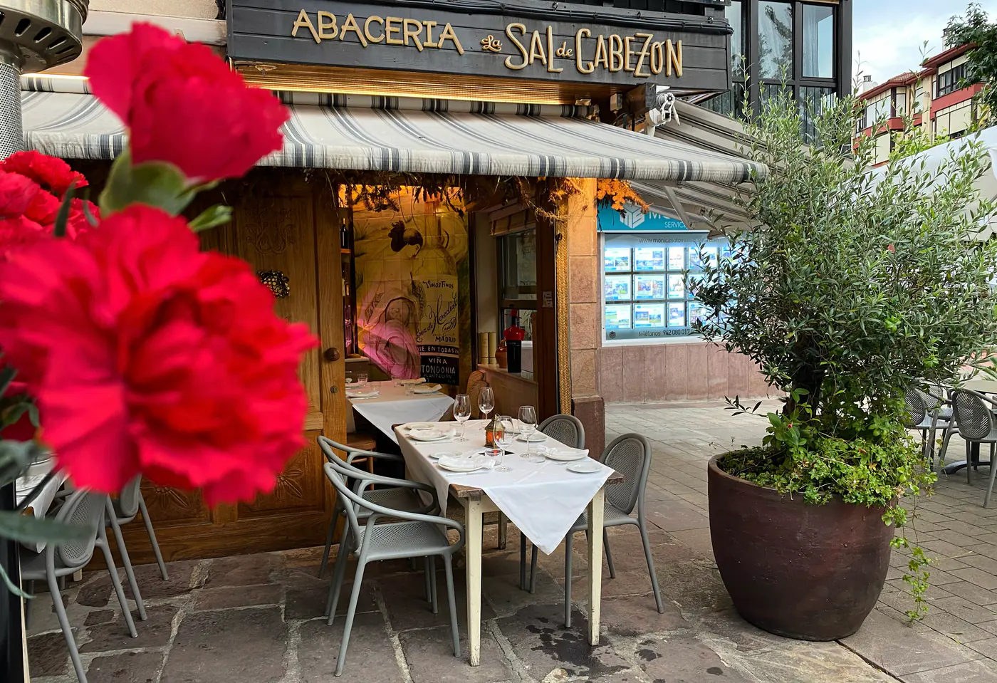 Exterior de la tienda